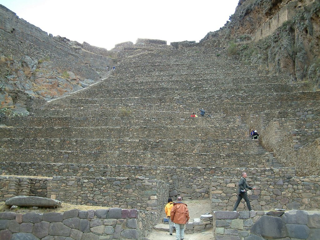 06-The Inca ruins of Ollantaytambo.jpg - The Inca ruins of Ollantaytambo